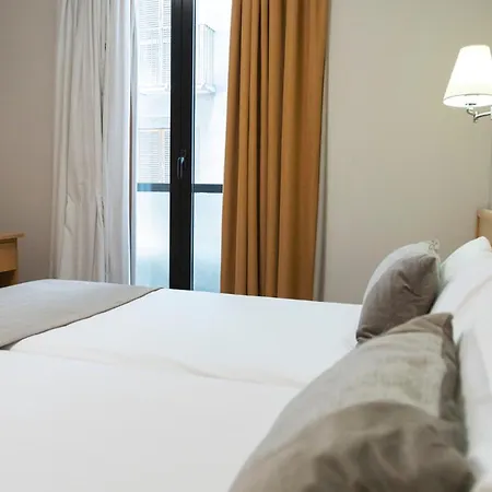 Real Hotel 3*