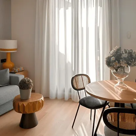 Real فندق