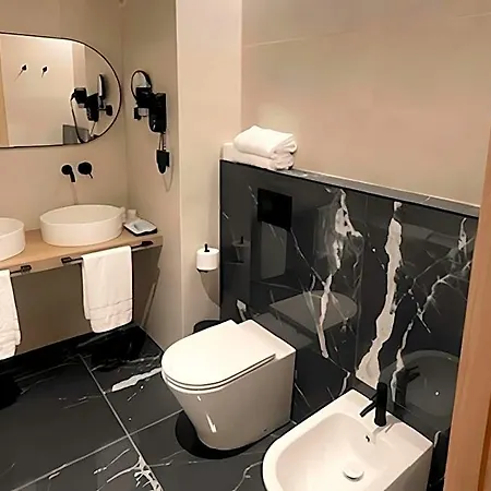 Real Hotel 3*
