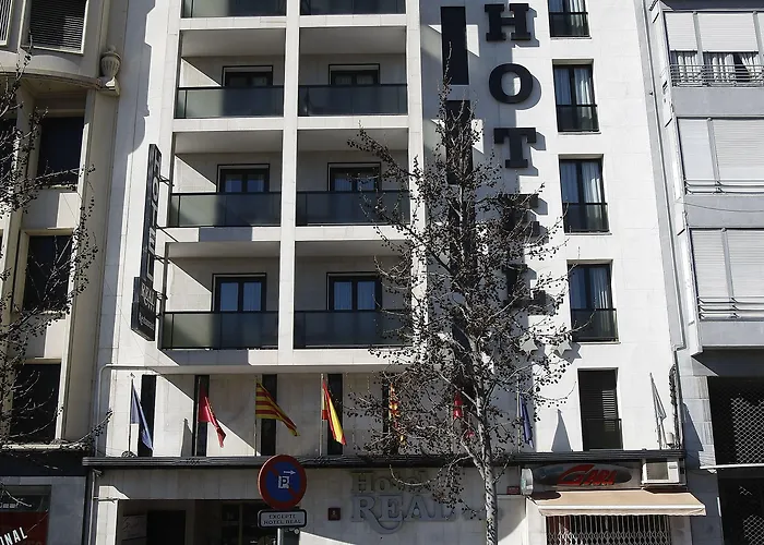 Real Hotel 3*